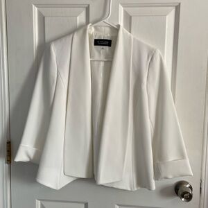 Women’s white blazer size 4
